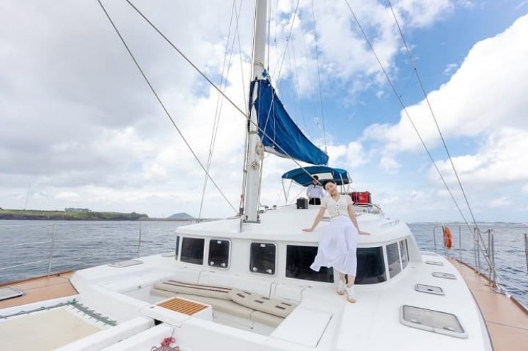 [오전출발] [노팁노옵션] 제주 요트관광+한라수목원+화산석테마농원관람 (2박3일) 오전출발